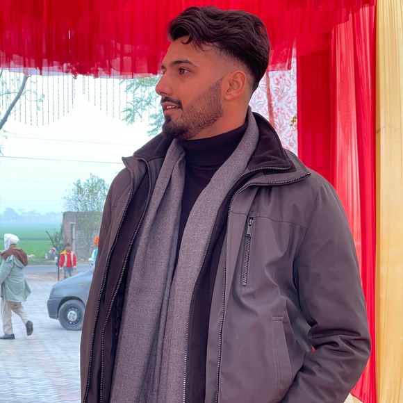 Meet your Posher, Maninder - Picture 1 of 1